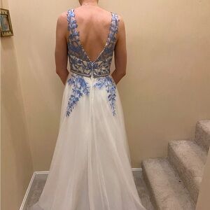 prom seasonn is going to be here before you know it.